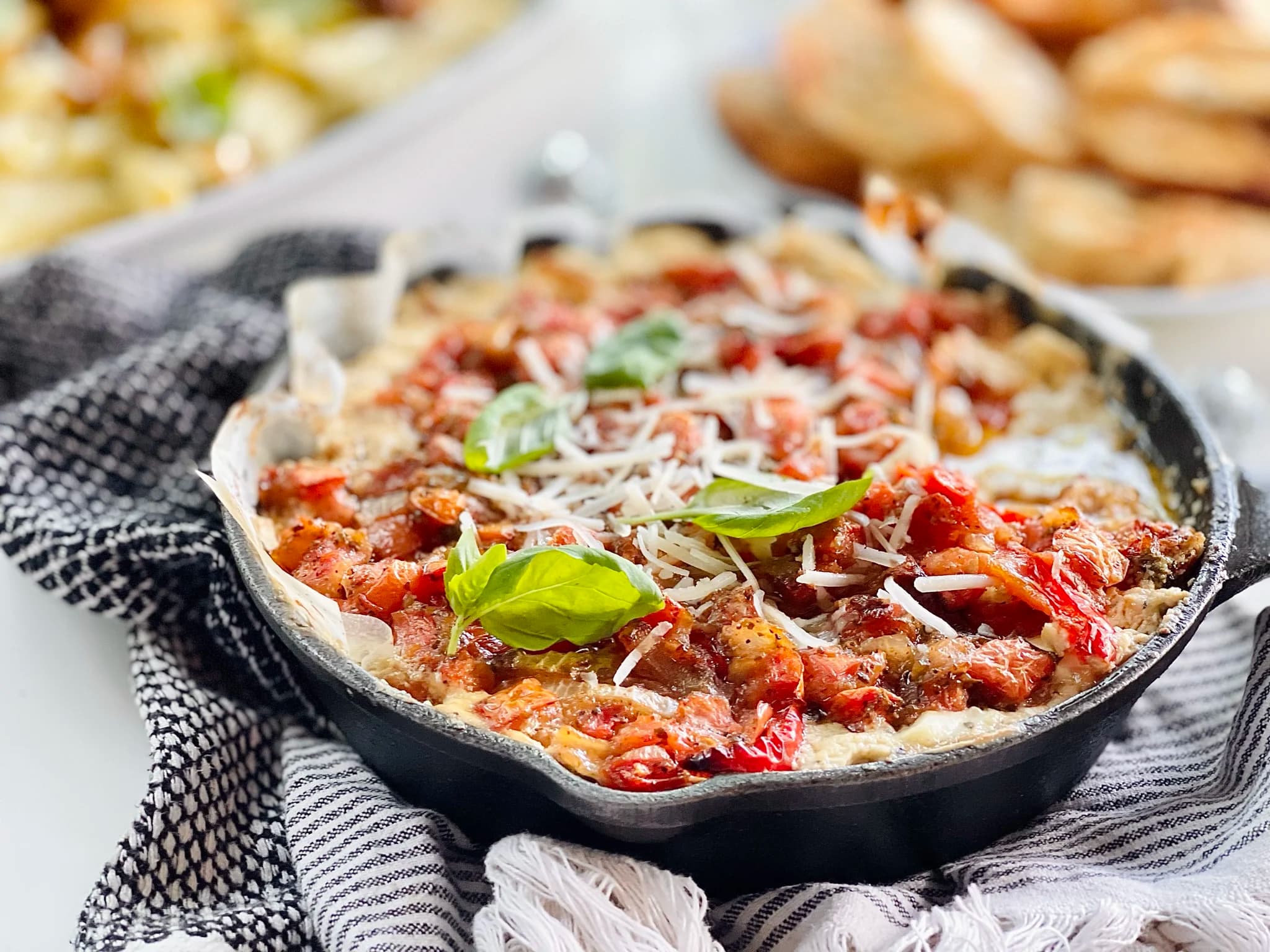 Picture for Hot Mozzarella Caprese Dip Skillet