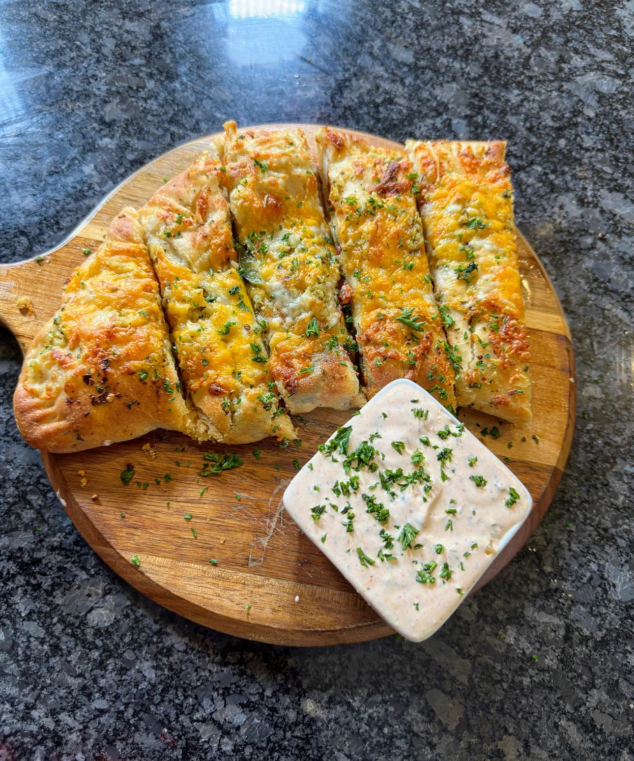 Picture of Cheesy Jalapeño Bacon Stuffed Garlic Bread 