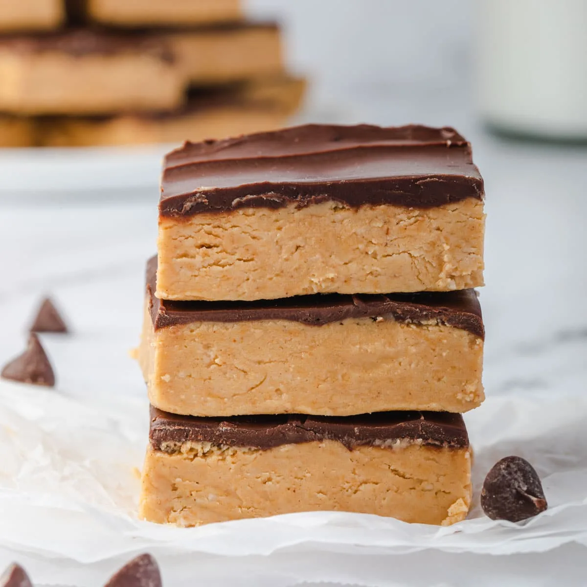 Picture for 🥜🍫 Enjoy the Deliciousness of Buckeye Bars: Easy Recipe with Peanut Butter and Graham Crackers! 🍽️👌