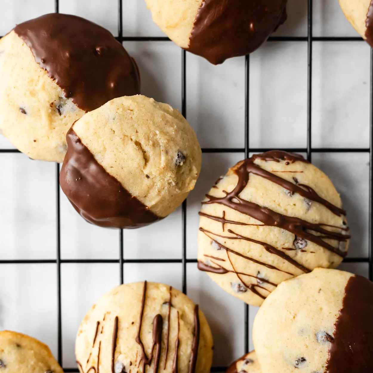 Picture for 🍪 Delight in Cannoli Cookies: Authentic Recipe for Christmas and More! 🎄🍋