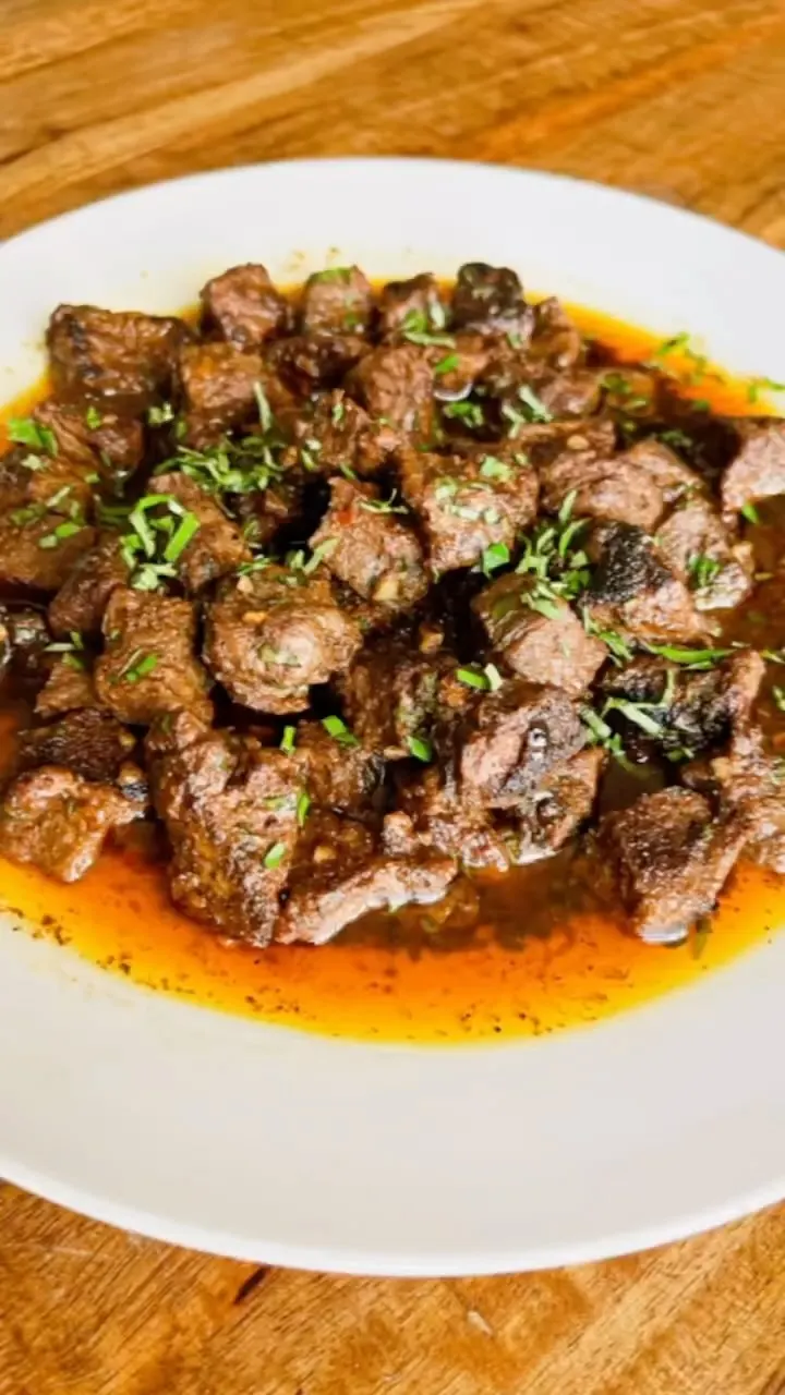 Picture for Garlic and Herb Butter Steak Bites