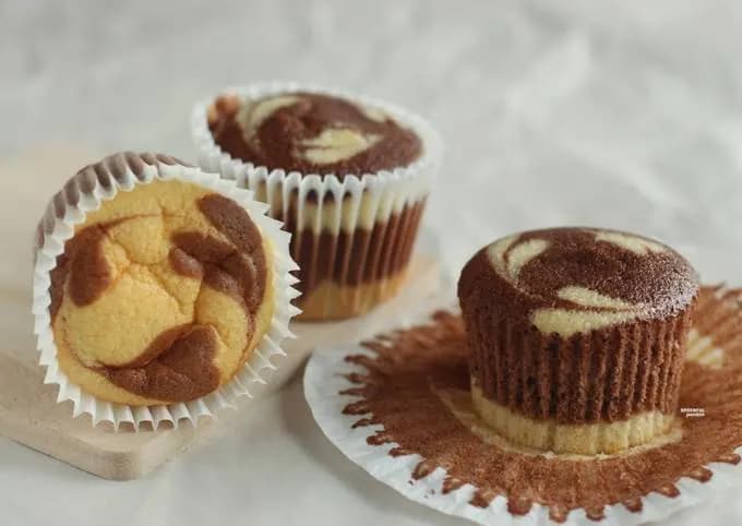 Picture for 🍥😋 Delicate Chiffon Cupcakes: A Taste of Heaven