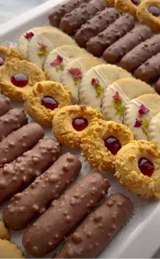 Picture for 🍪🍫🍯 Cookie Lover's Dream: 3 Irresistible Variations from 1 Dough