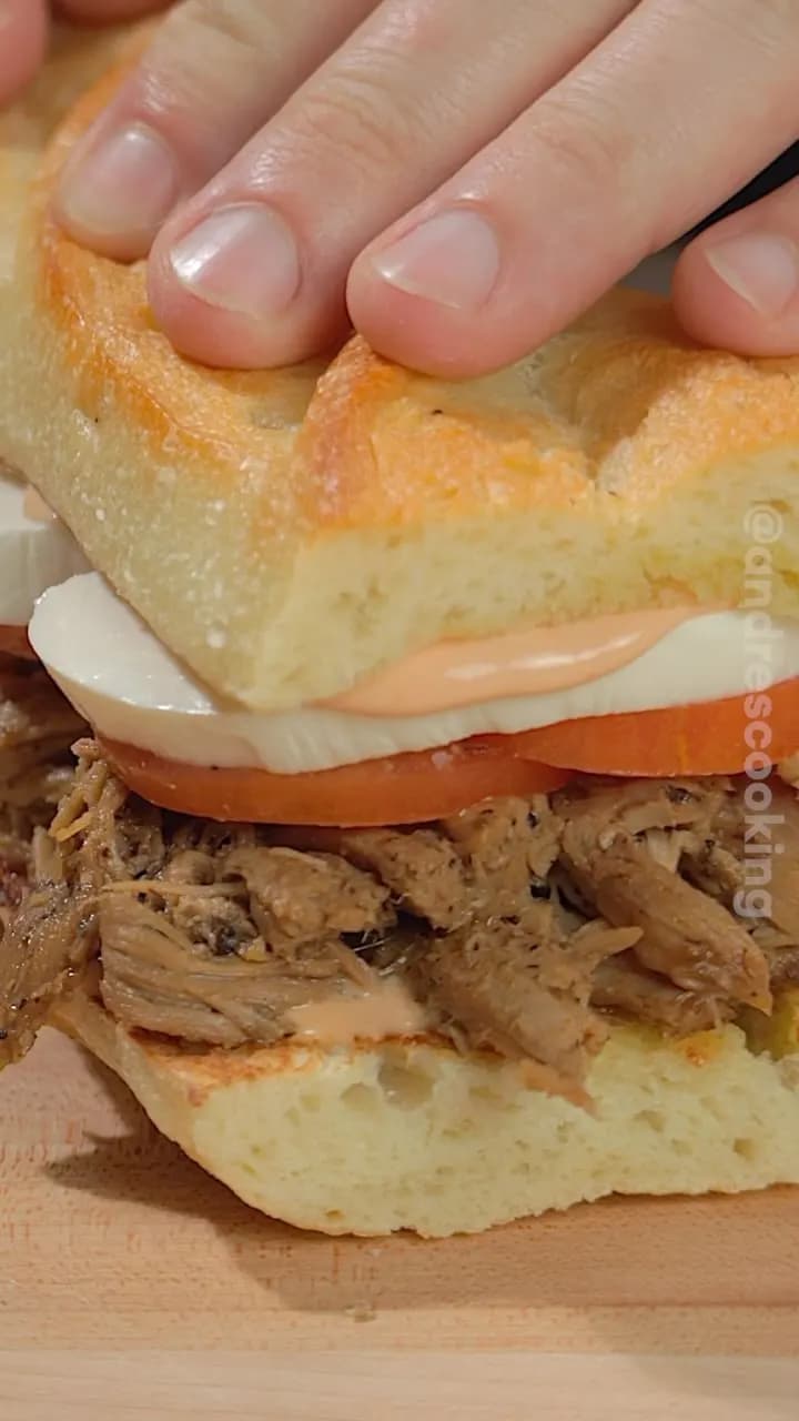 Picture for Sándwich de Pernil [Pork Sandwich]