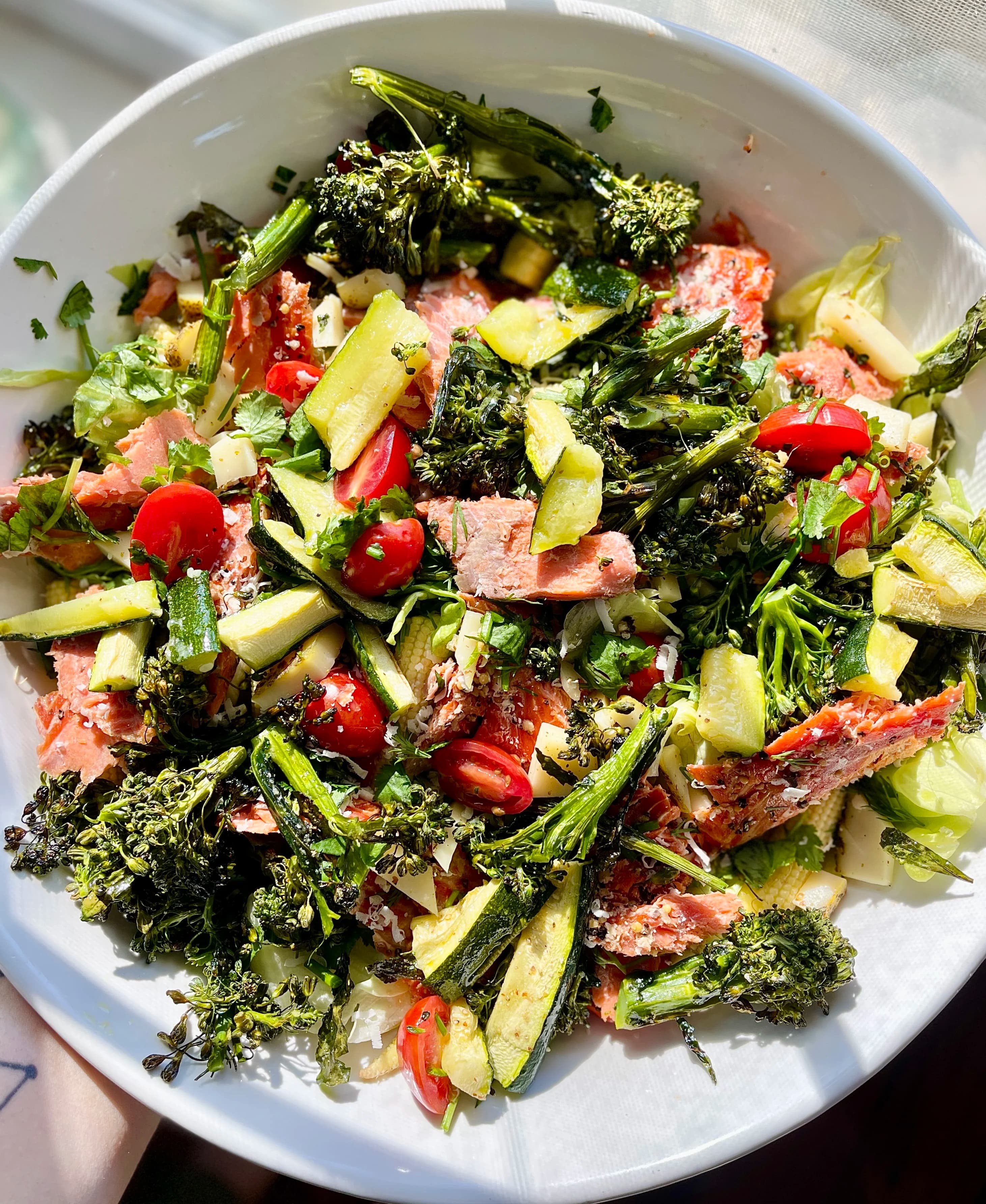 Picture for Roasted Veggies & Smoked Salmon Salad