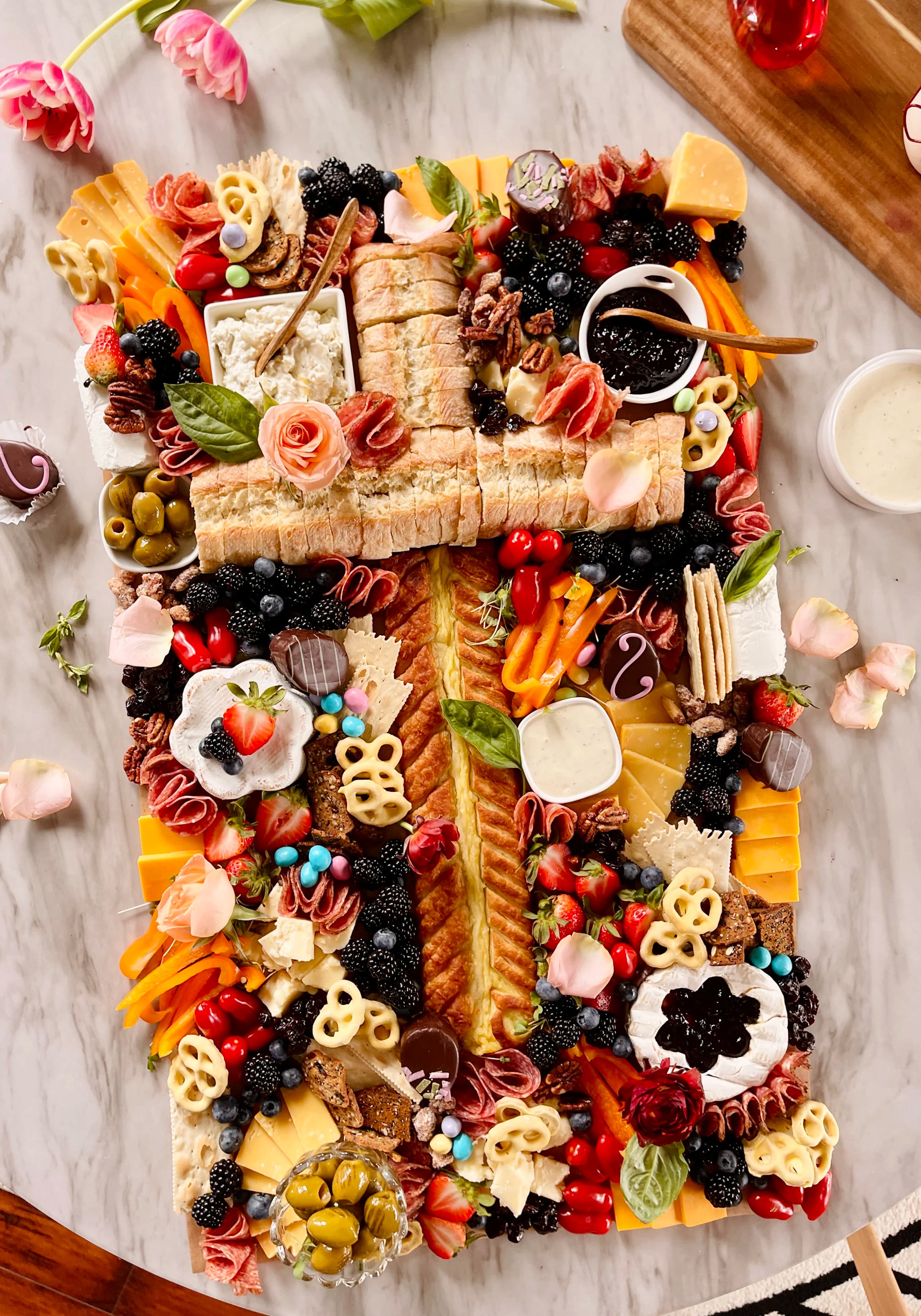 Picture for Cross Shaped Mini Grazing Table