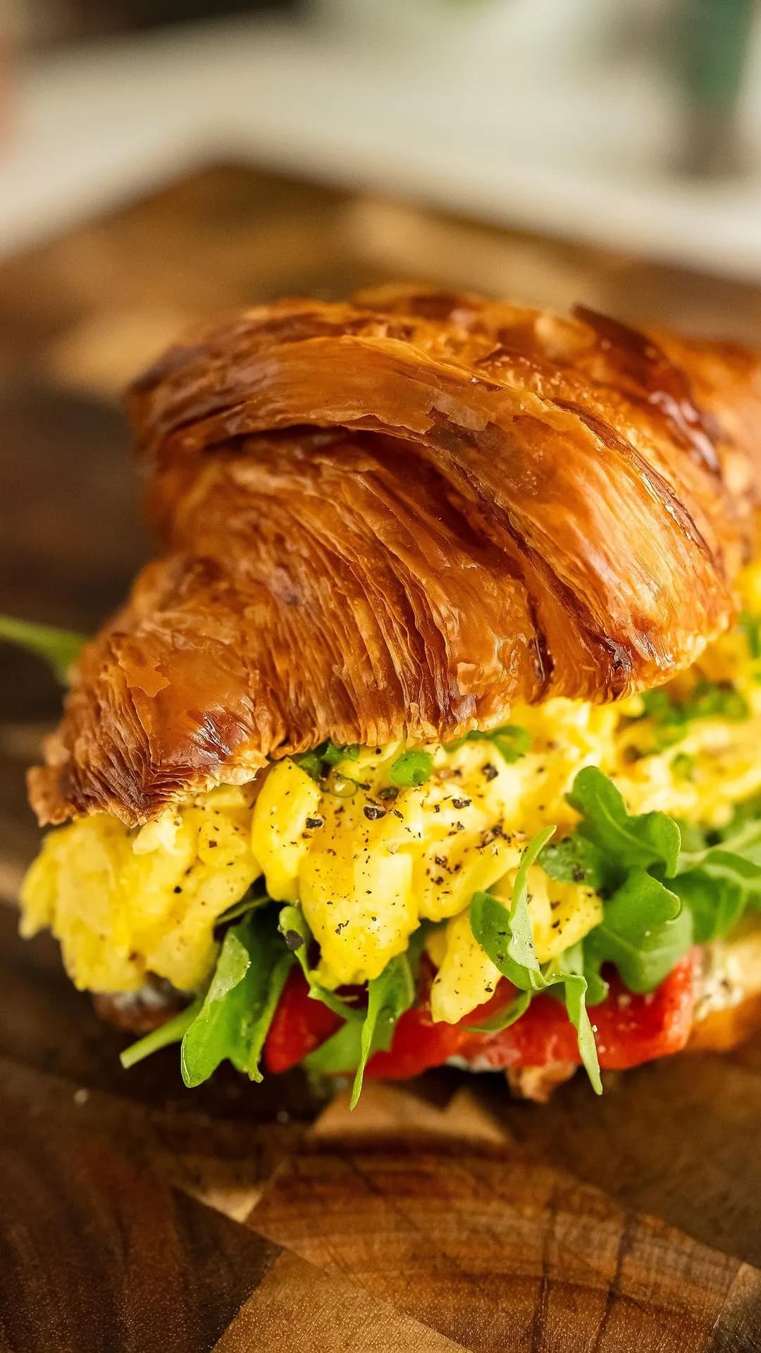 Picture for Scrambled egg croissant sandwich