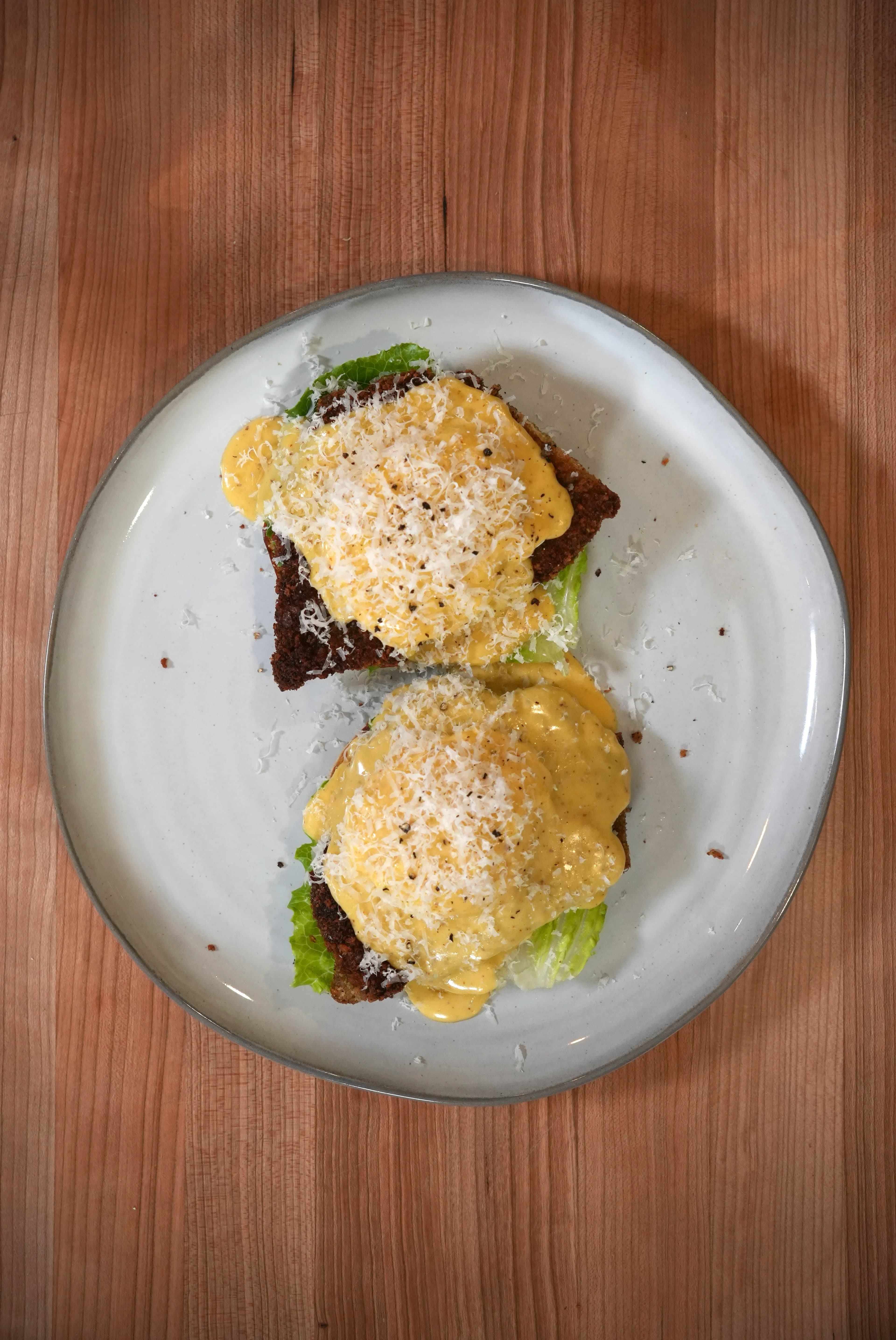 Picture for Chicken Caesar Salad Eggs Benedict