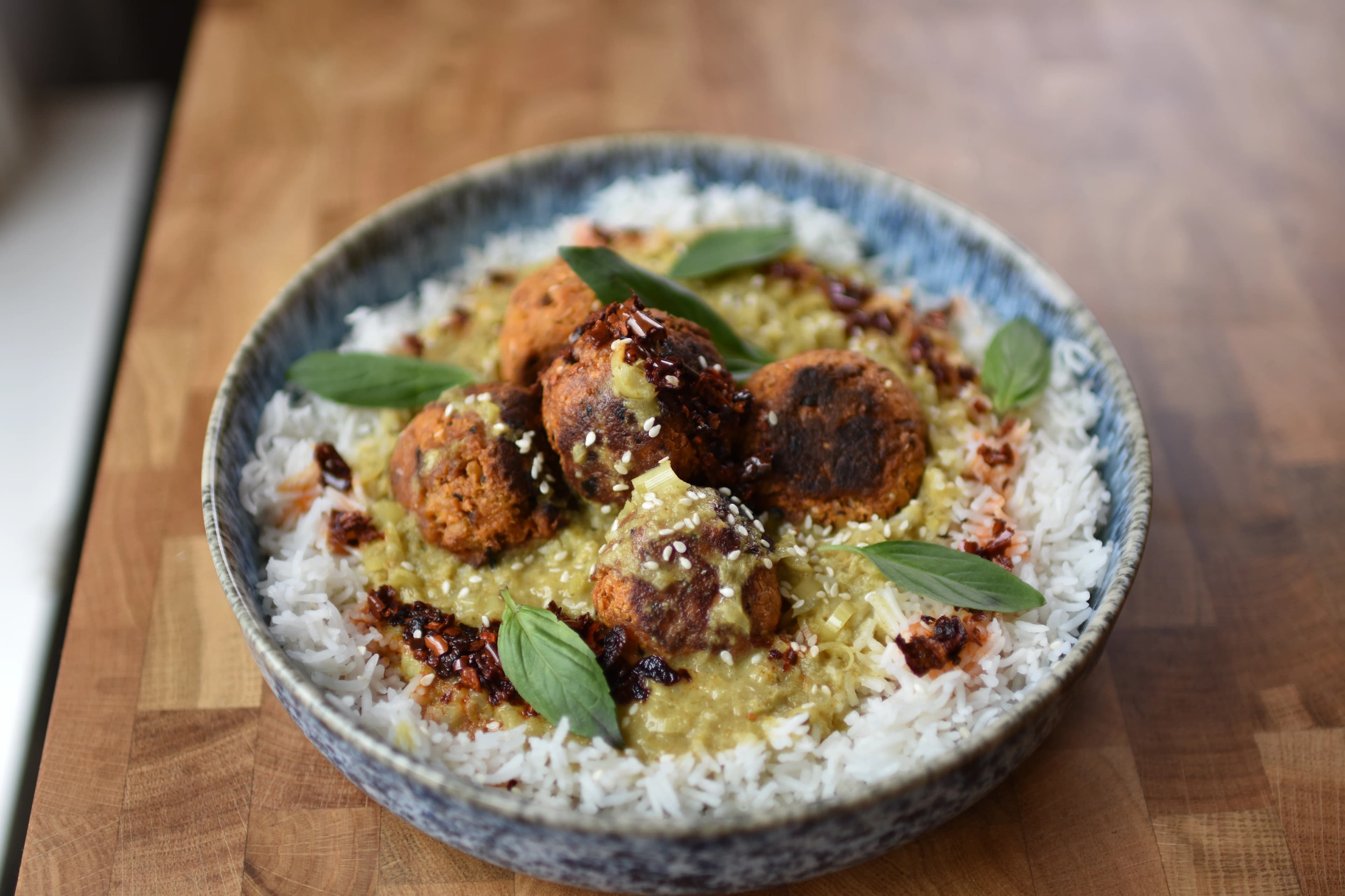 Picture for Lemongrass Meatballs And Yellow Thai Curry