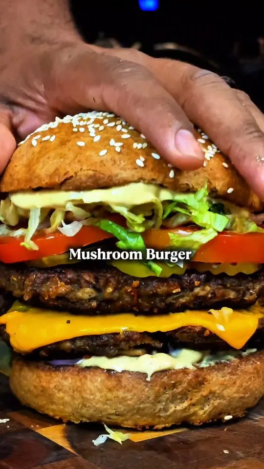 Picture for Ultimate Mushroom Burger