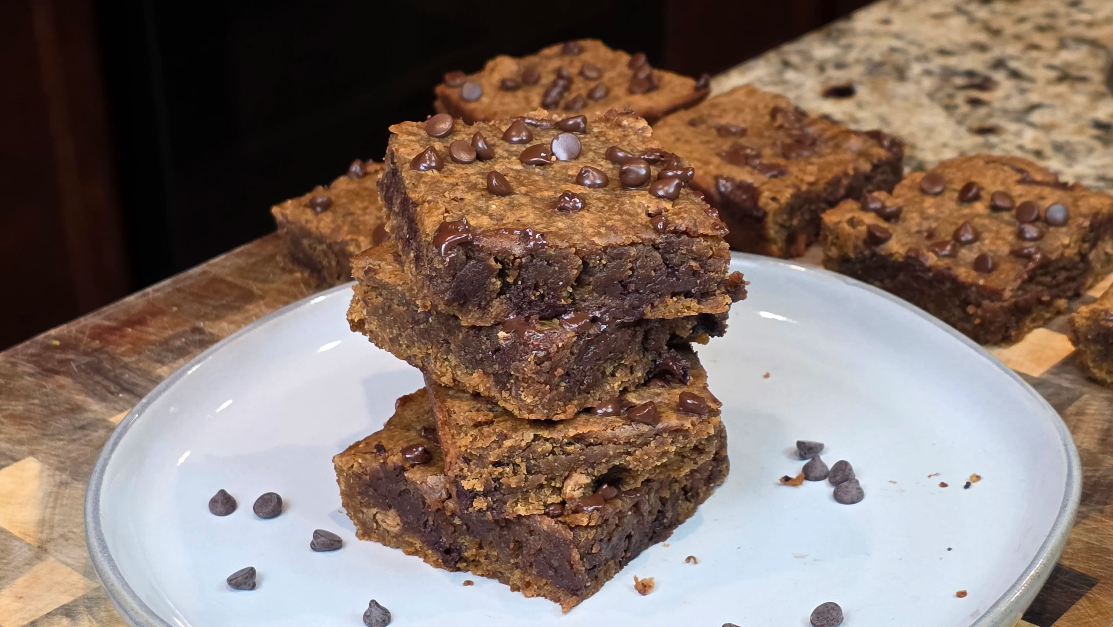 Picture for Vegan Chocolate Chip Blondies