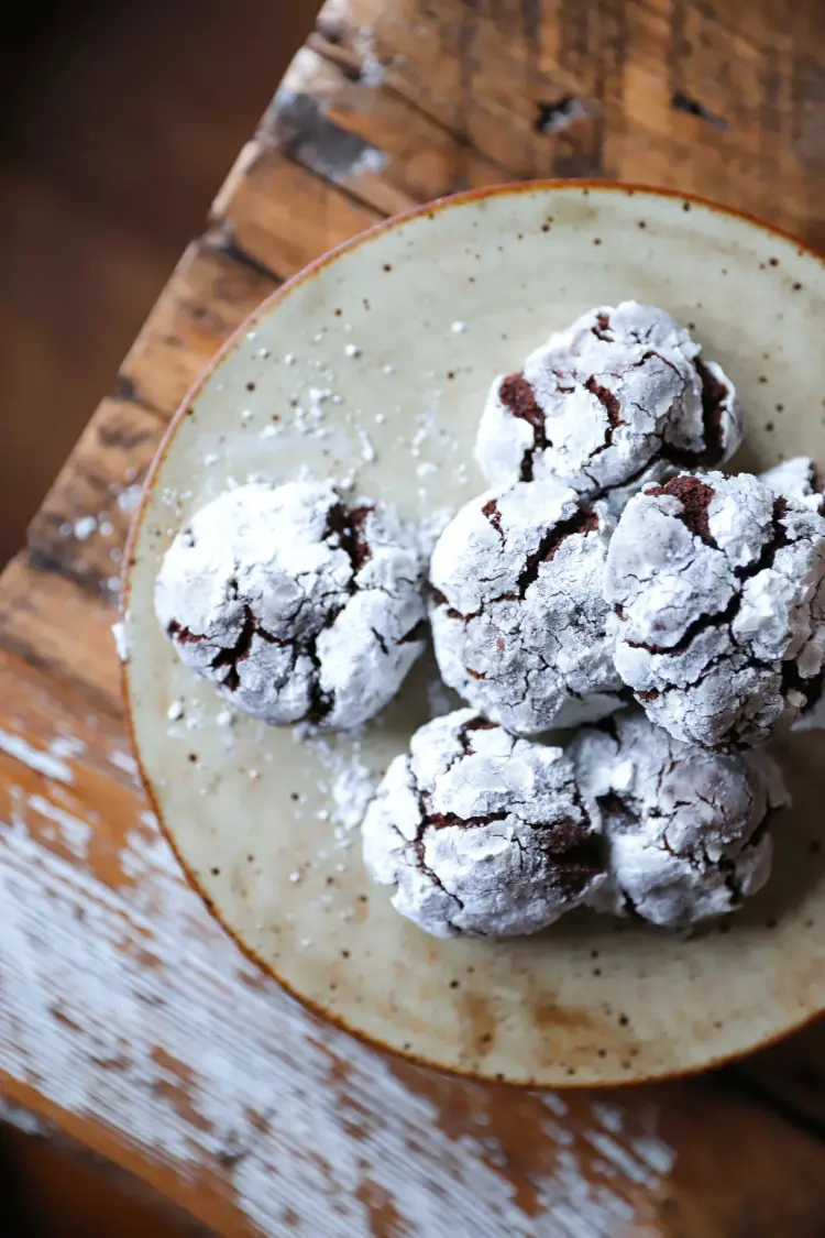 Picture for Chocolate Crinkle Cookies