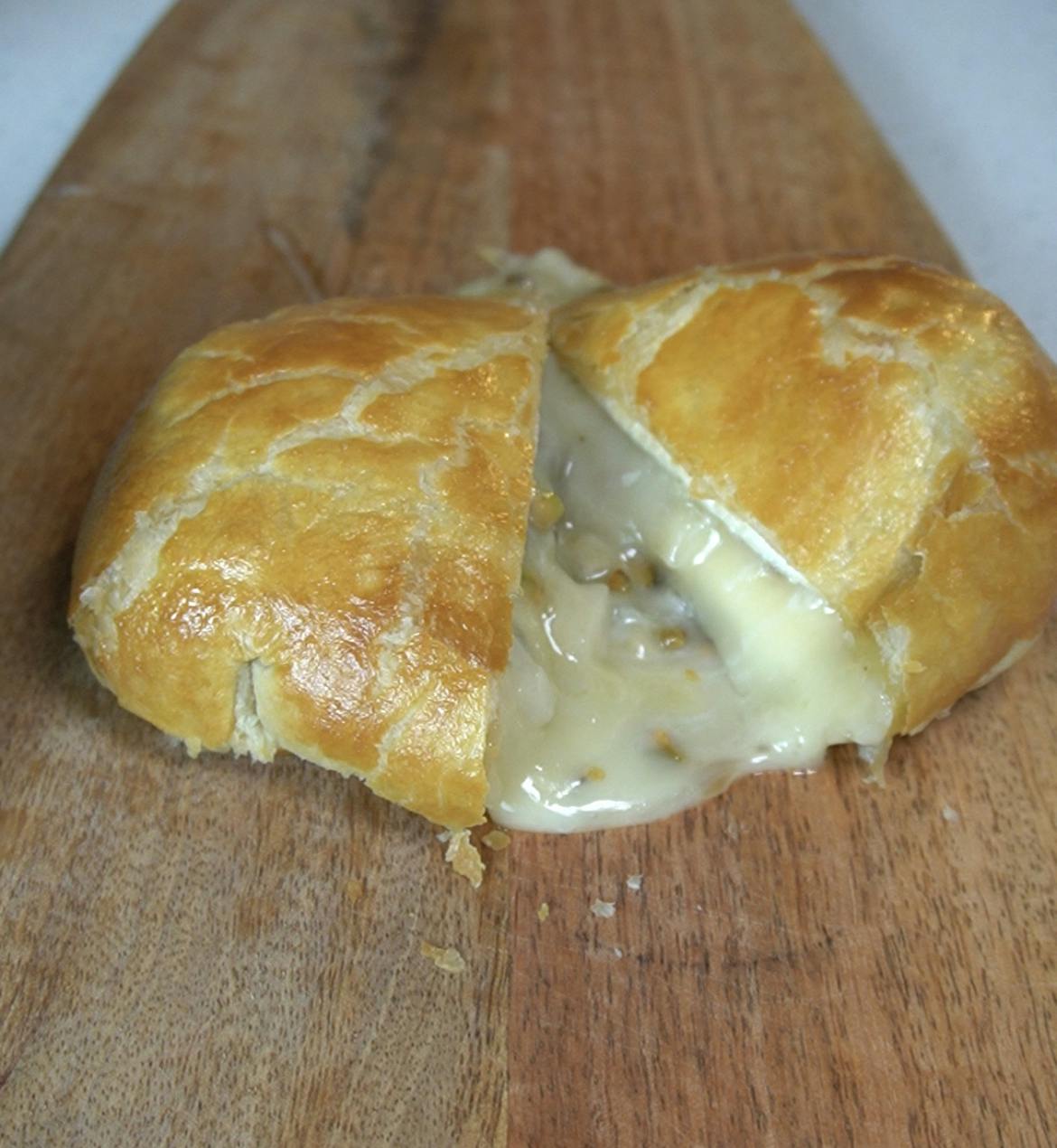 Picture for Stuffed Brie Cheese