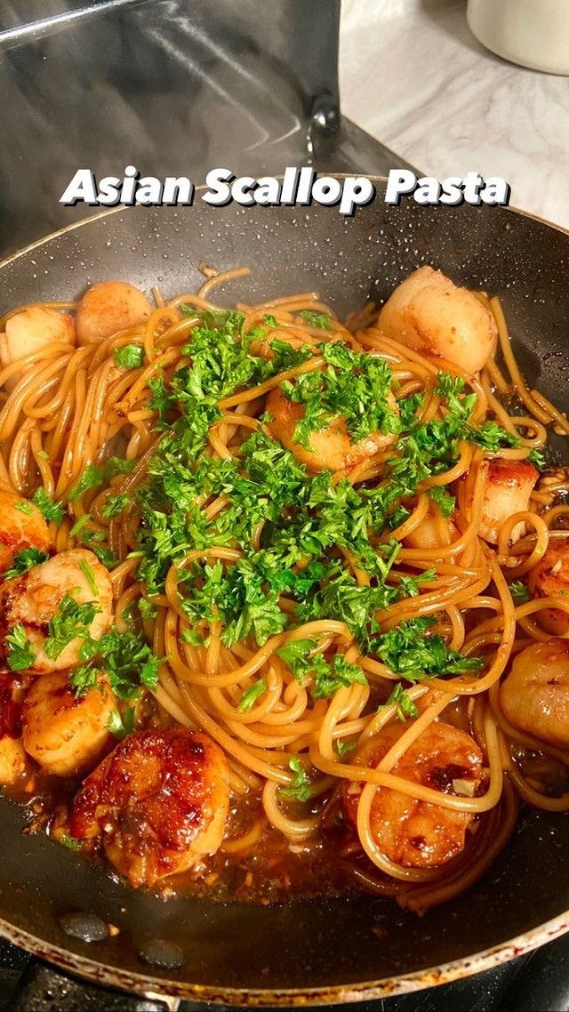 Picture of Asian Scallop Pasta