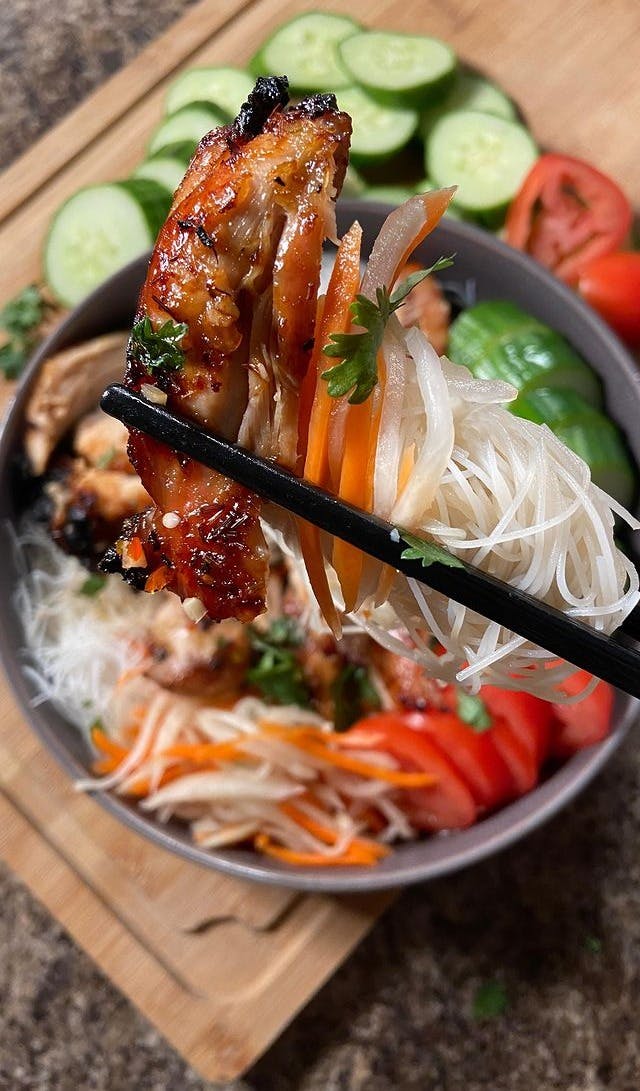 Picture of Lemongrass Chicken Vermicelli Bowl