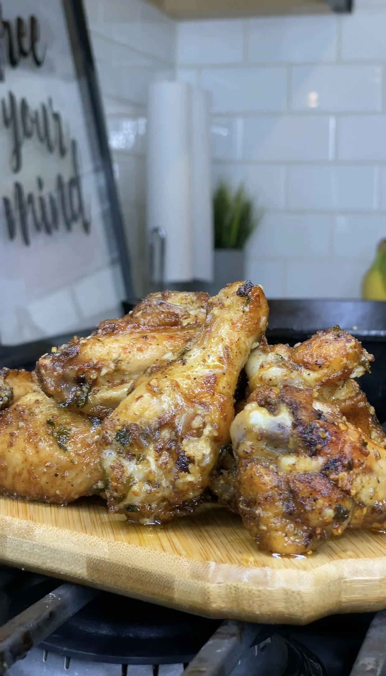 Picture of Parmesan Garlic Wings 