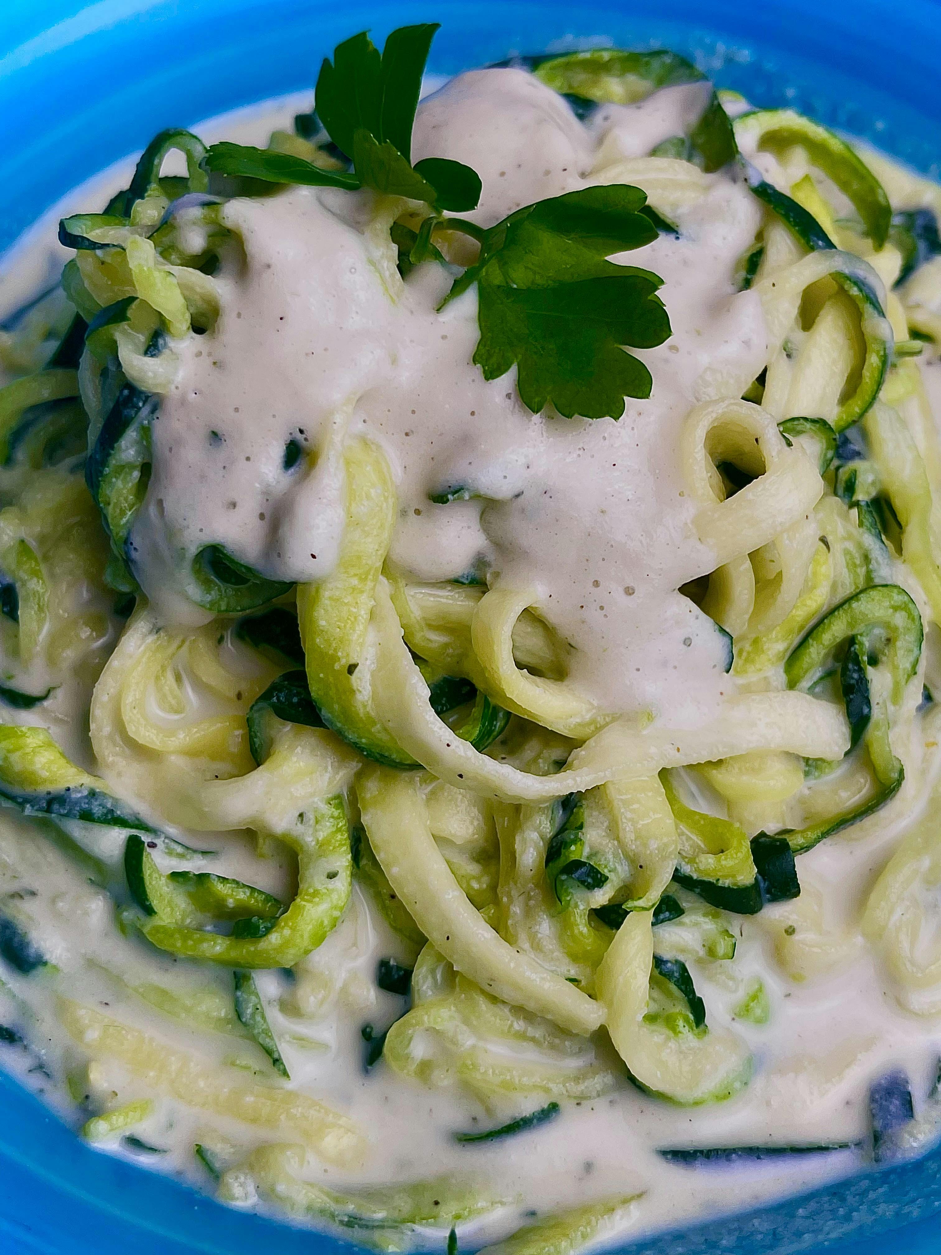 Picture for Creamy Vegan Lemon Garlic Zucchini Noodles