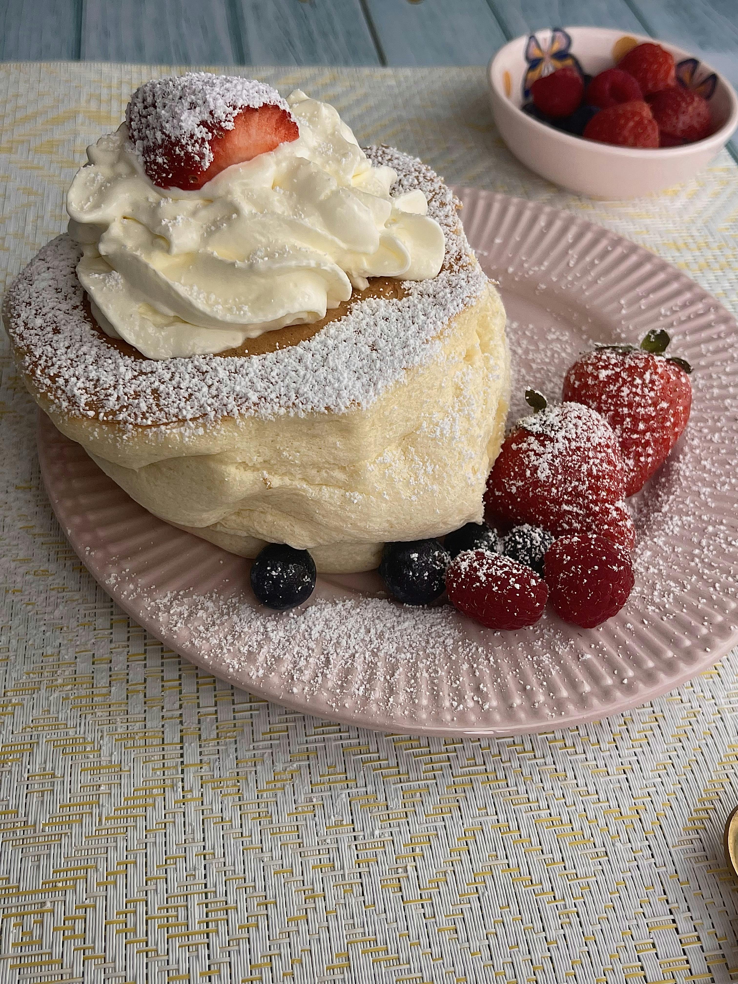 Picture for Fluffy Japanese soufflé pancakes 