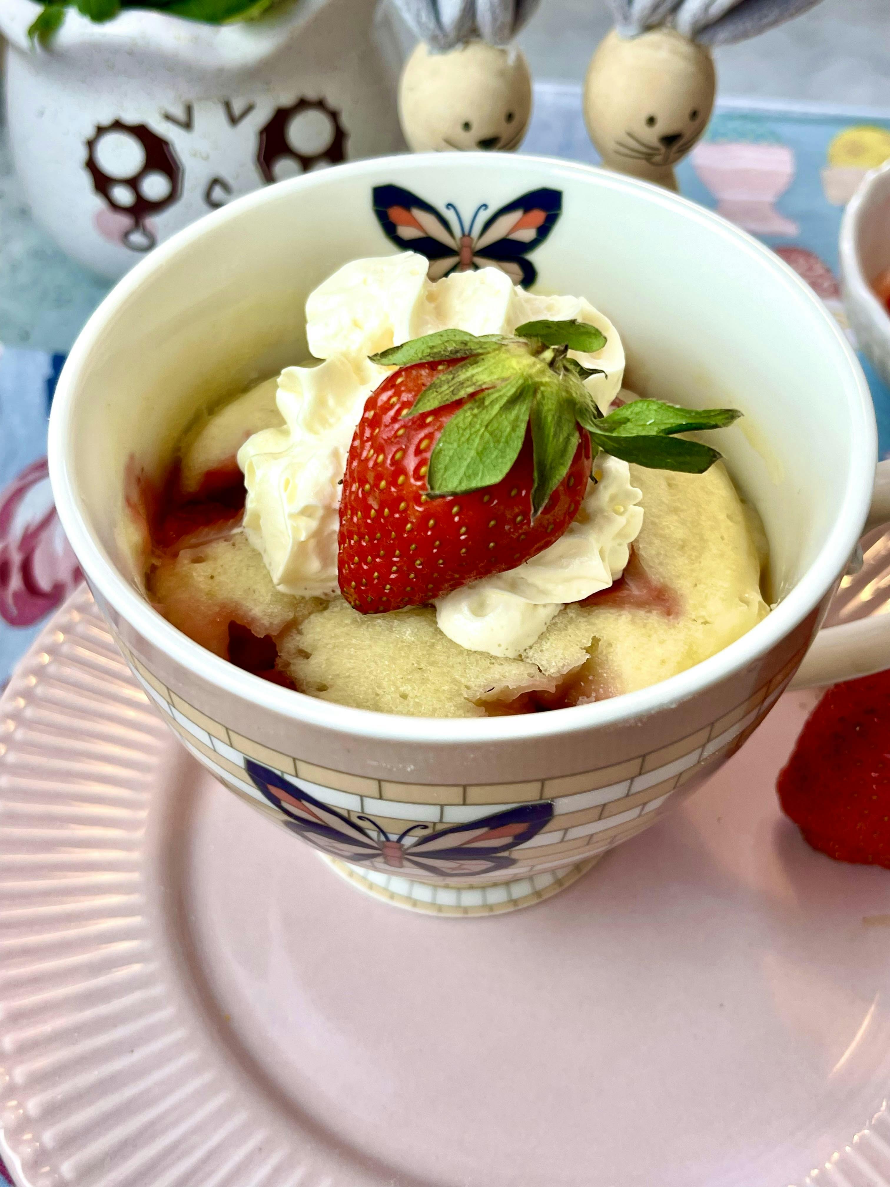 Picture for 2 Minute Strawberry Mug Cake