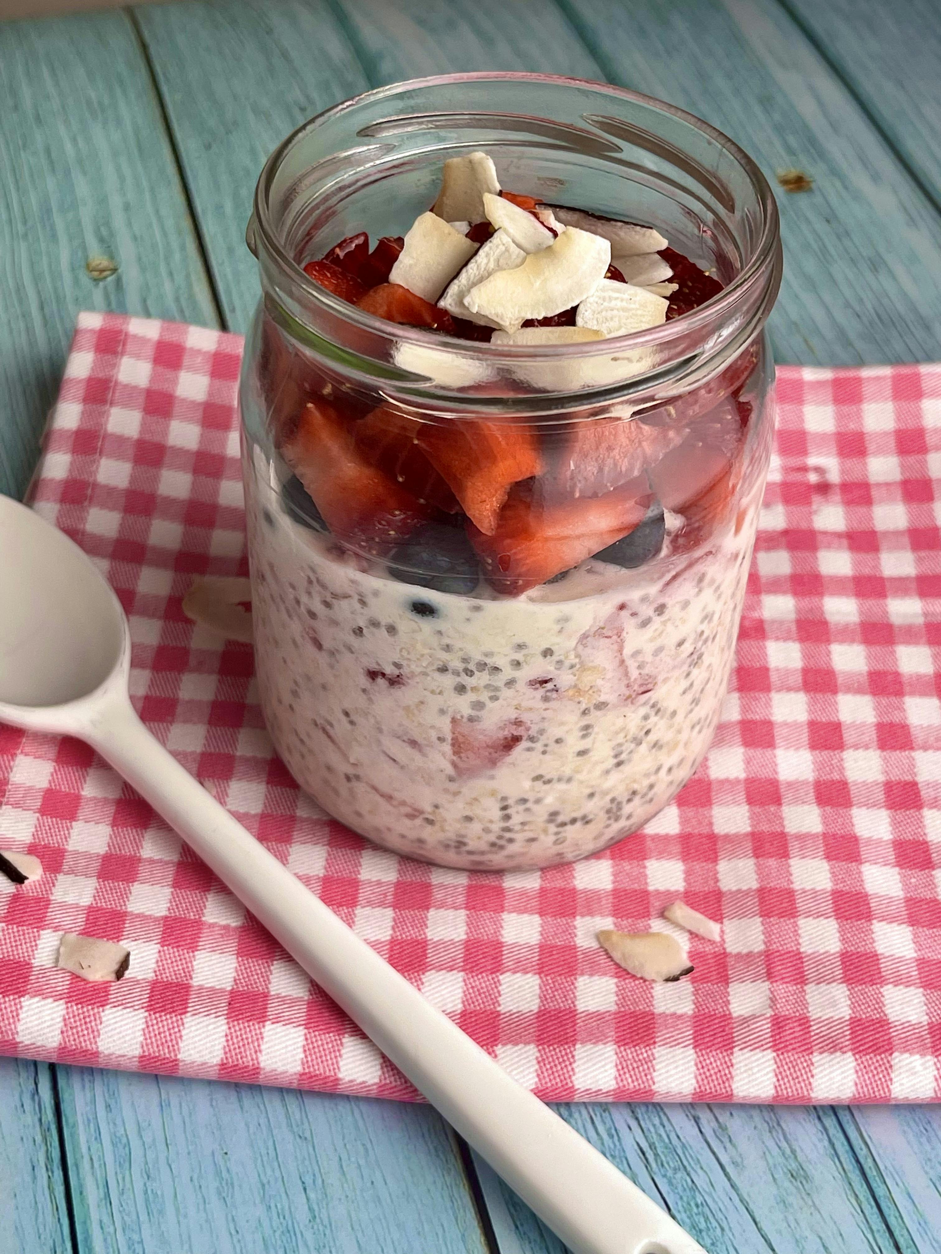 Picture for Strawberry Vanilla Overnight Oats 