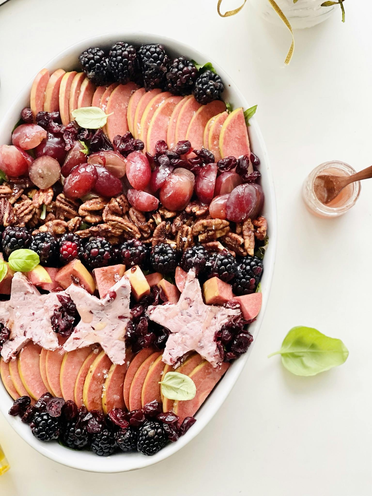 Picture for Stars & Cranberries Winter Salad