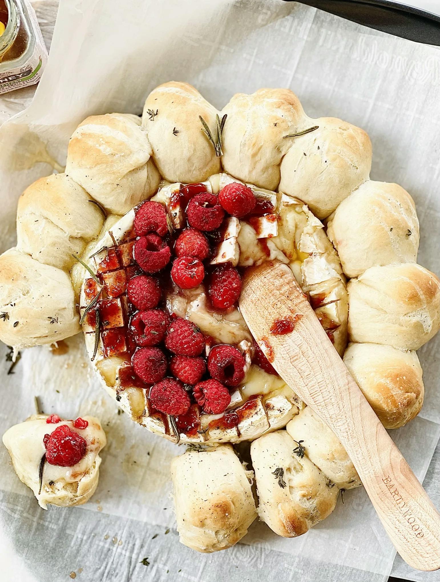Picture for Berries & Baked Brie Wreath