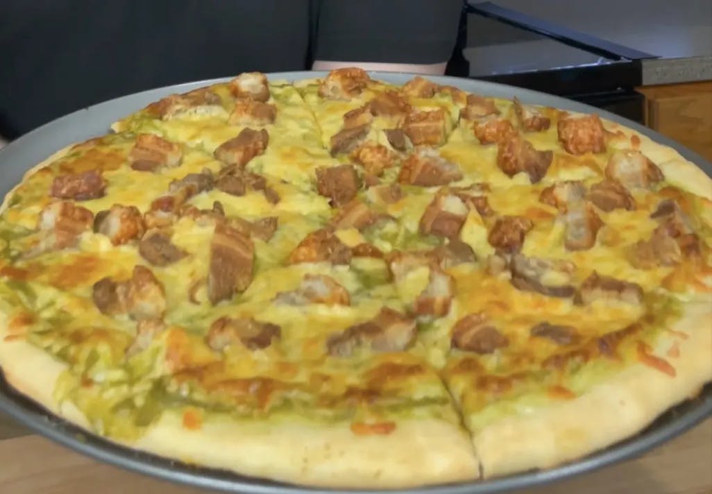 Picture of Salsa Verde Chicharron Pizza