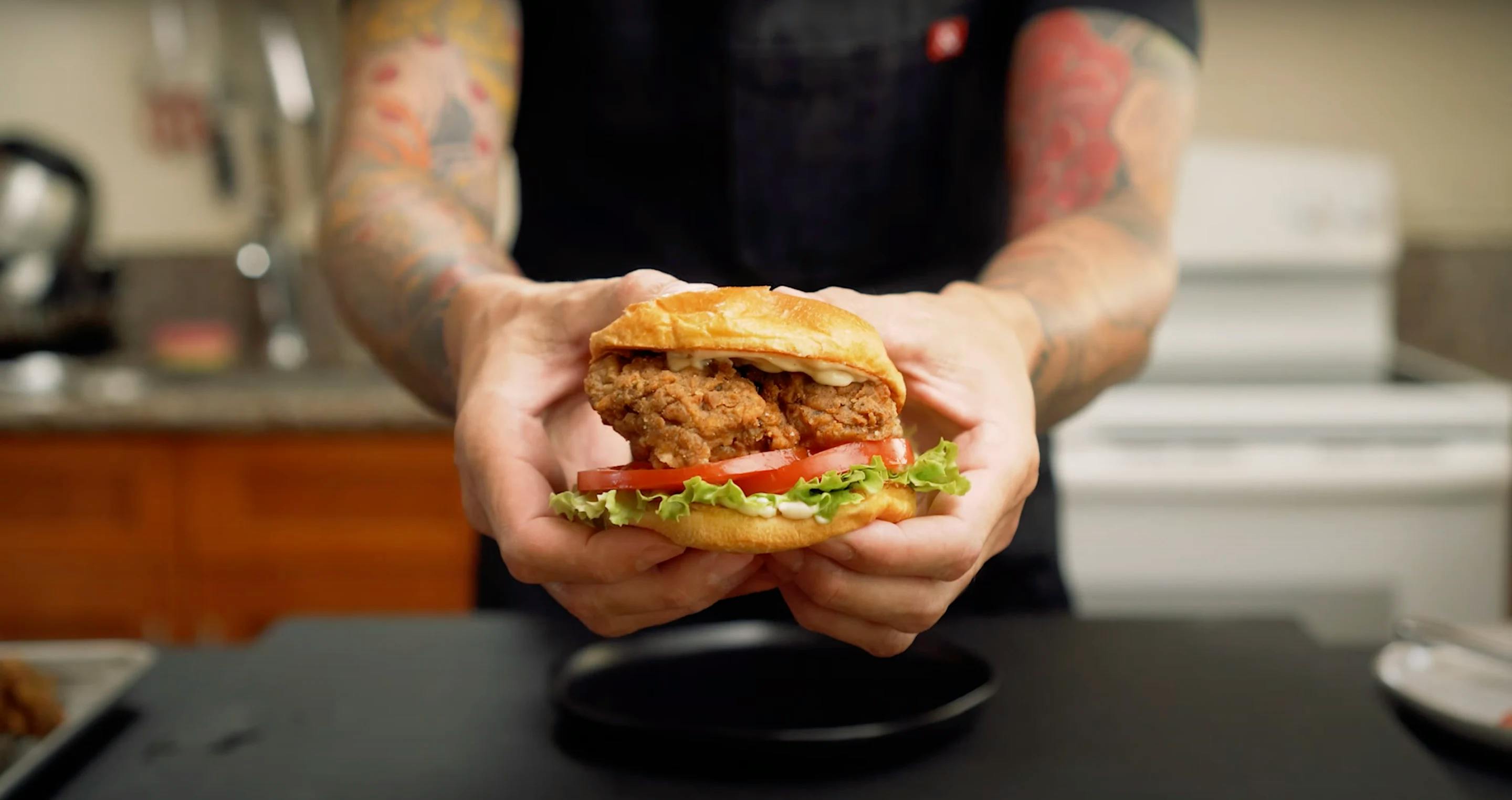 Picture for Vegan KFC Fried Chicken Sandwich Recipe Using Oyster Mushrooms